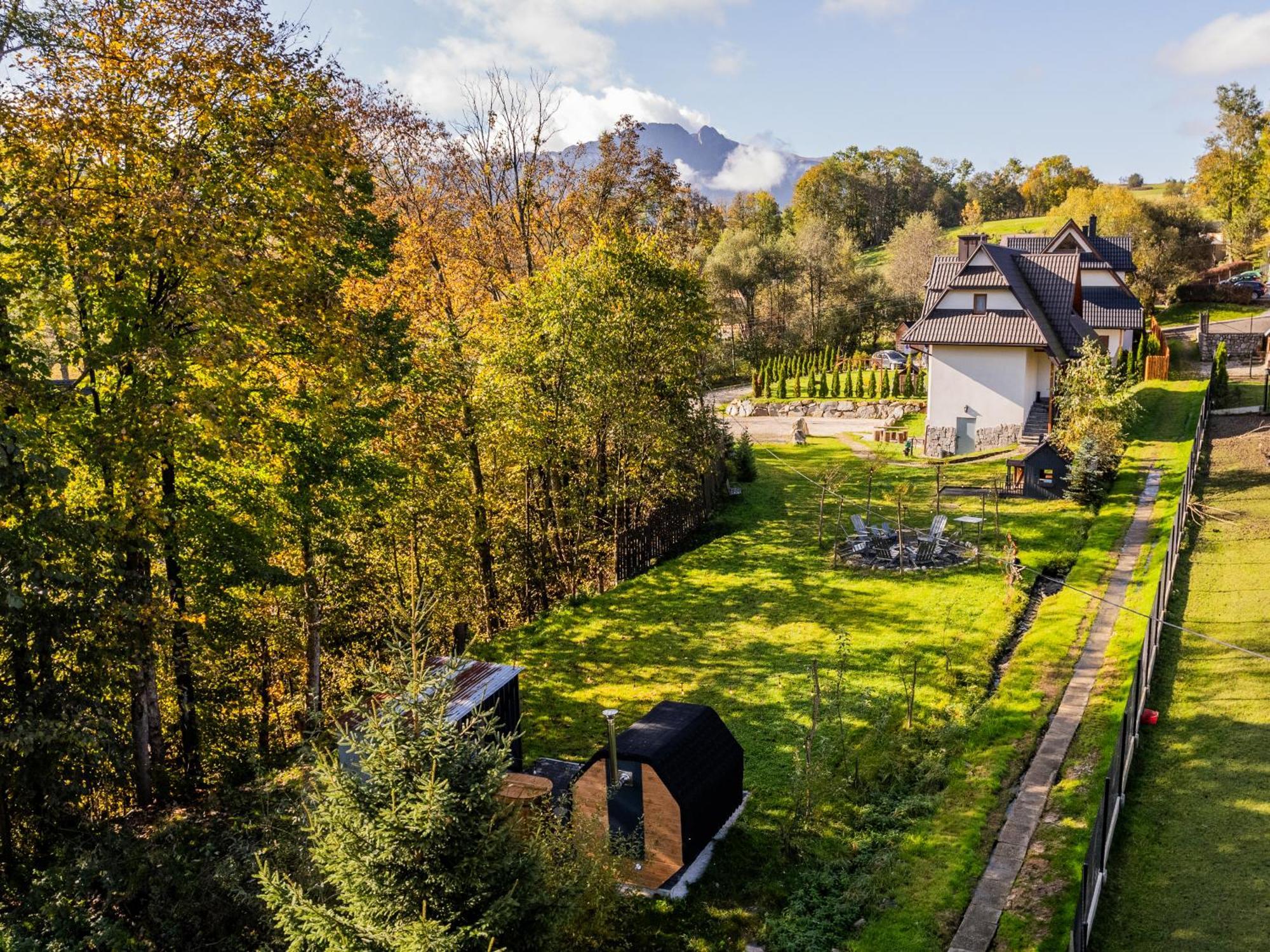 Domek Gabi Z Balia W Ogrodzie Zakopane Exterior photo