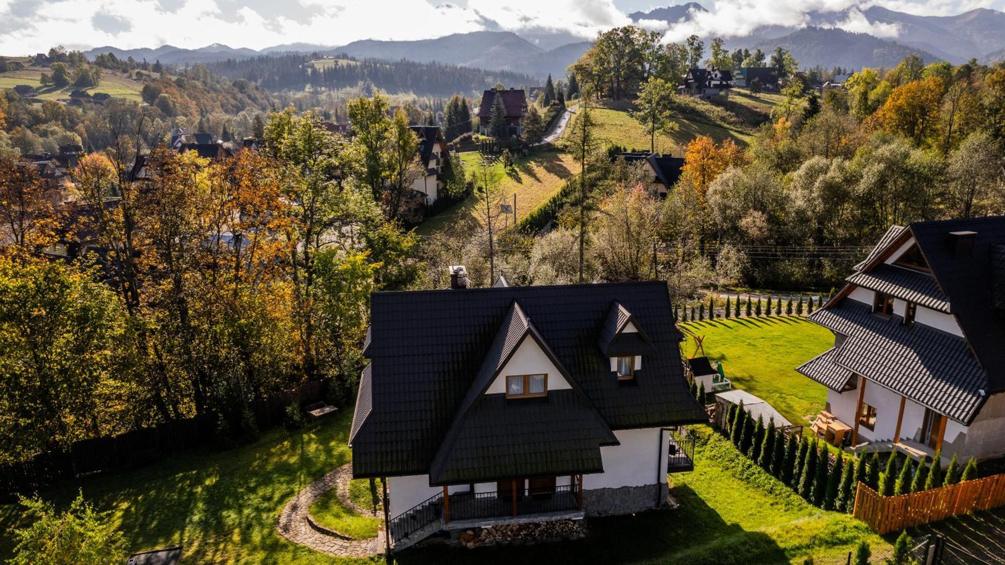 Domek Gabi Z Balia W Ogrodzie Villa Zakopane Exterior photo